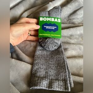 Bombas Compression Socks 15-20mmHg Knee High Socks, women 8-10.5 & men 6-9, new